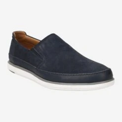Clarks Art.  Bratton Step - Blue