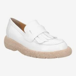 Art.  9572 230 - White