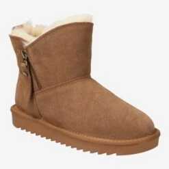 Ara Art.  ALASKA - Brown