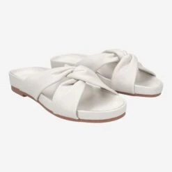 Clarks Art. Pure Twist - White